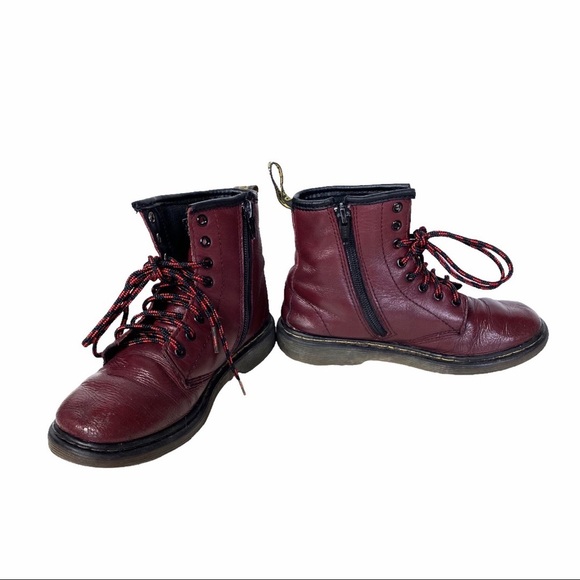 Dr. Martens 1460 Cherry Red Junior Delaney Boot - Picture 15 of 16